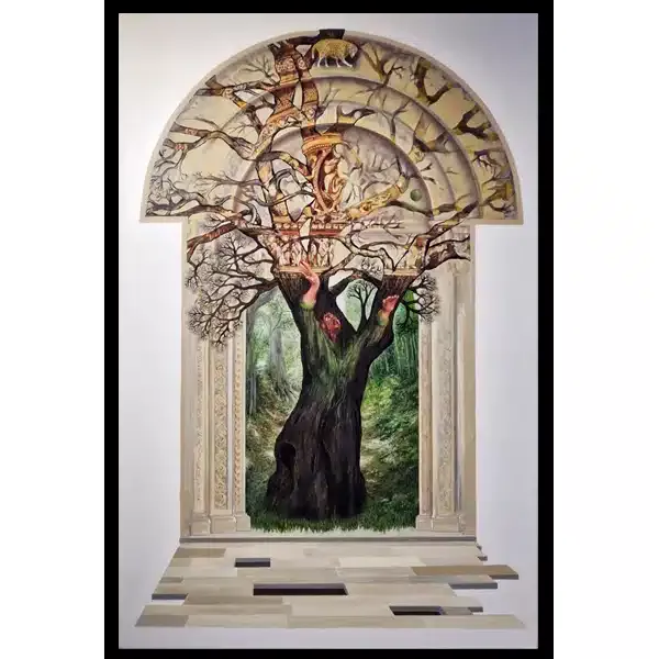 femme arbre à l'entrée du porche de l'abbaye de charlieu